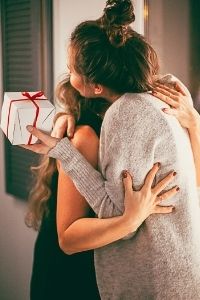 Gift Wrapping | Frugal Fun Mom