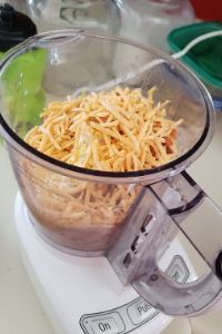 Make Your Own Pantry Staples Series: Katrina's Homemade Refried Beans | Frugal Fun Mom