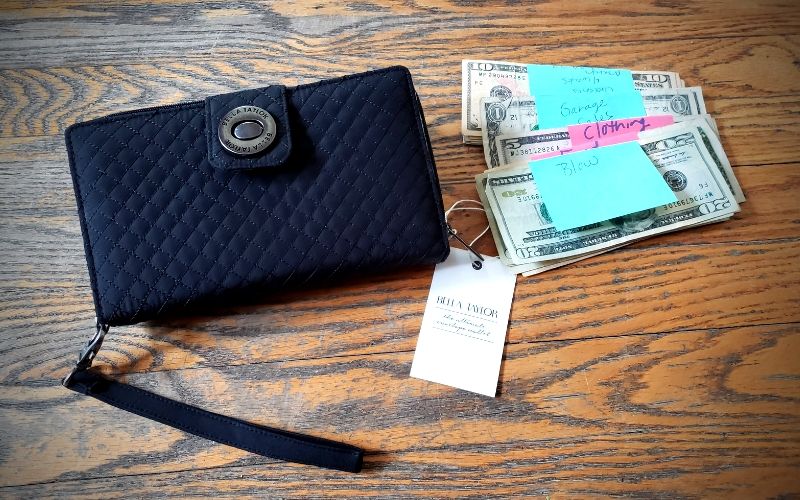 Cash Wallet System Every Mom Needs | Frugal Fun Mom