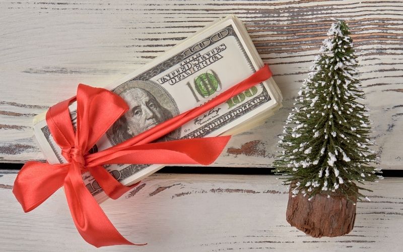 Save An Extra $100 By Christmas | FAB Party Planning Mom